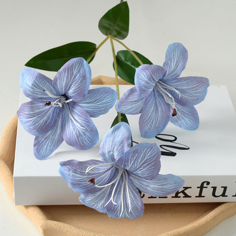Elegante Seidenblumen Dekoration
