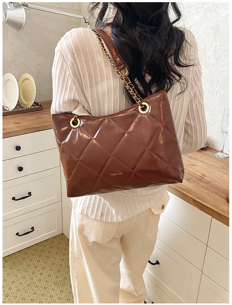 Gepolsterte Kunstleder Schultertasche Brehn