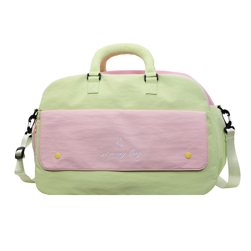Stylische Weekender-Tasche mit mehreren Fächern