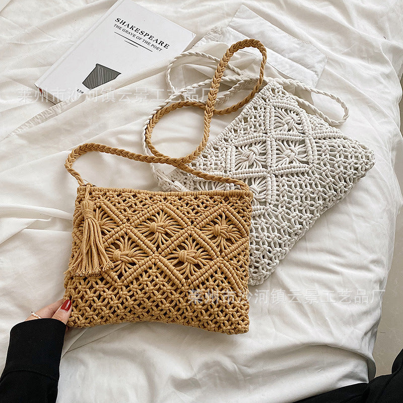 Handgeknüpfte Umhängetasche mit Quasten und Geometrischem Muster Brehn