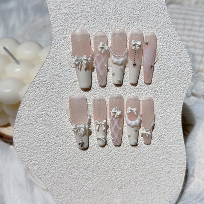 Elegantes Press-On-Nagelkunst-Set