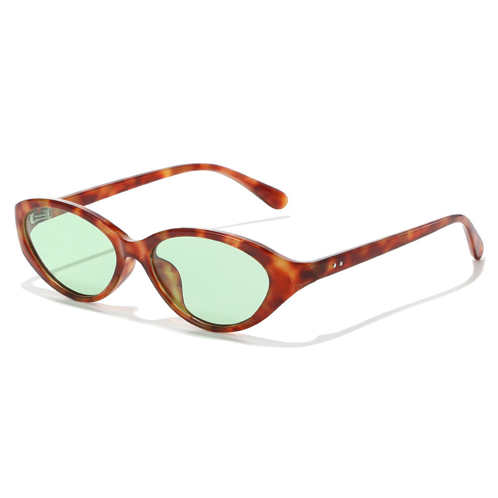 Stylische Retro-inspirierte Katzenaugen-Sonnenbrillen Brehn
