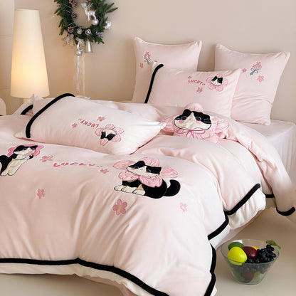 Dekorativer Baumwollsatin-Katzen-Applikation Bettbezug Set mit bestickten Blumen-Kissenbezügen und plüschigem Akzentkissen