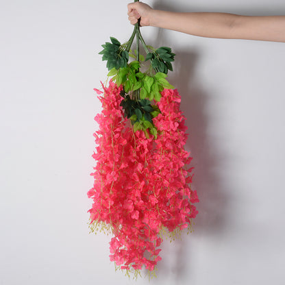 Hängende florale Kaskadendekoration