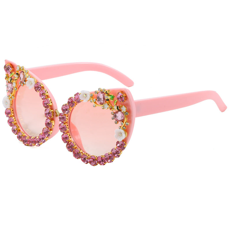 Damen Herzförmige Sonnenbrille mit funkelnden Akzenten Brehn