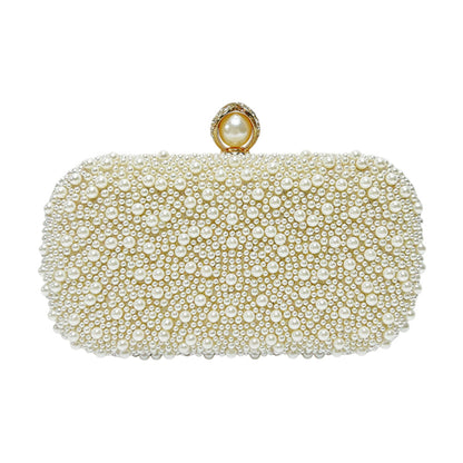 Dekorative Perlen-Clutch mit goldenen Akzenten