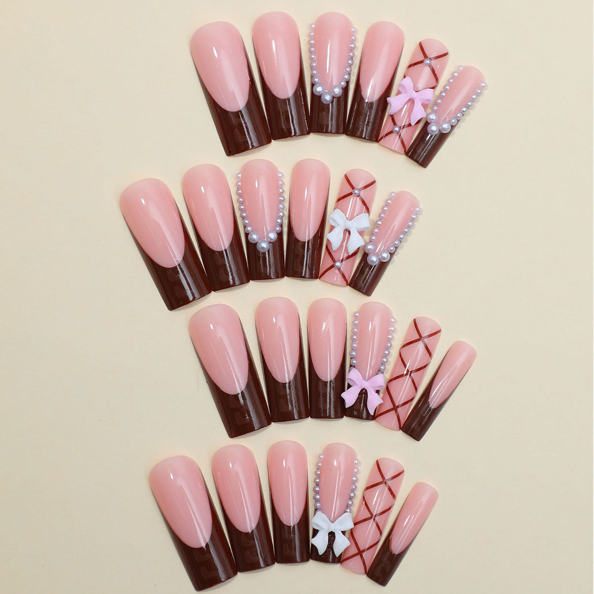 Kunstnagelset mit stilvollen 3D-Bow-Details und elegantem Glanz Brehn