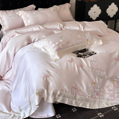 Seidiger Satin bestickter Schmetterling Bettbezug & Kissenbezug Set