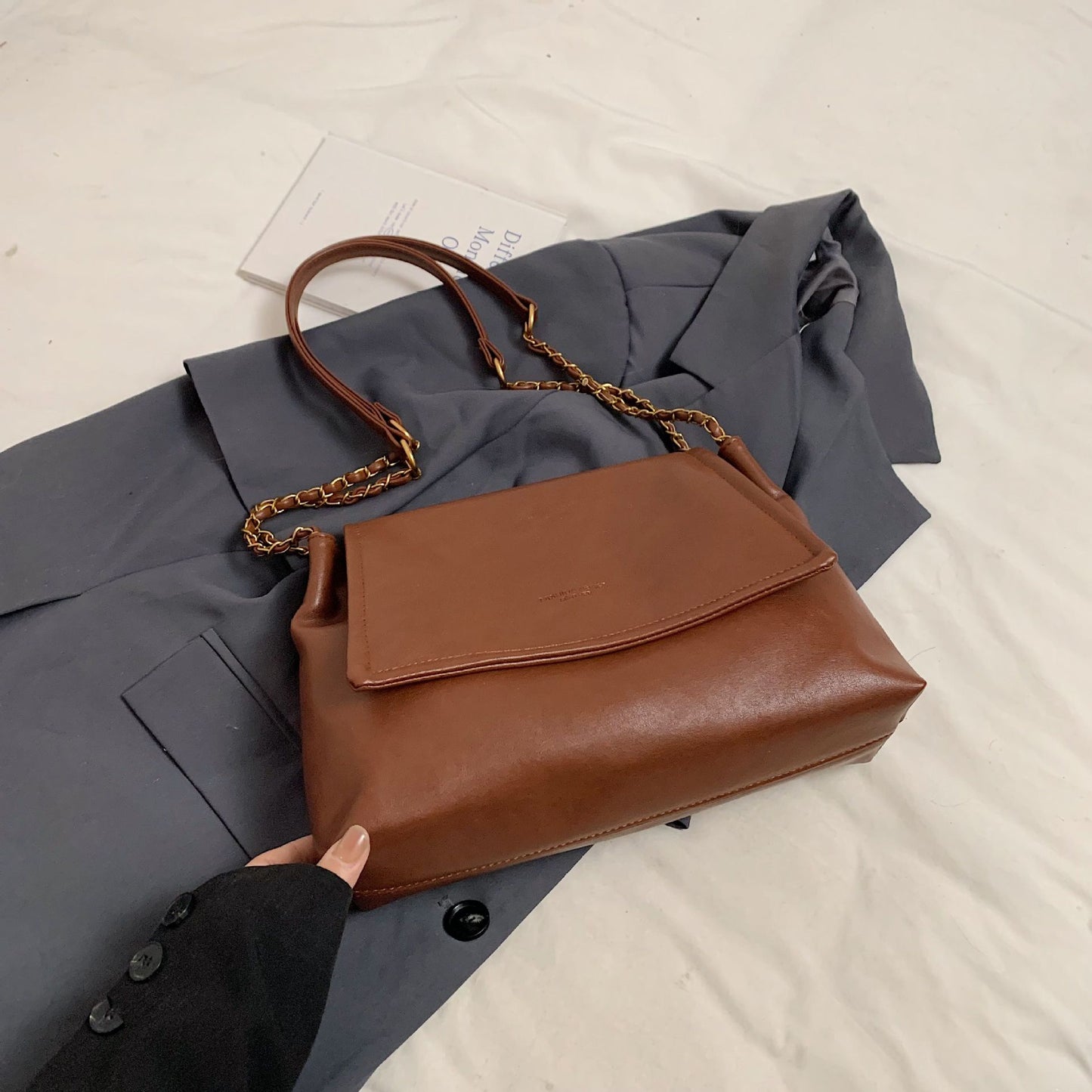 Elegante strukturierte Handtasche Brehn