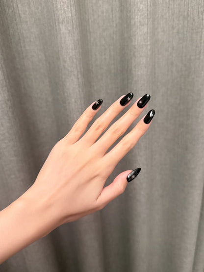Künstlerisches Press-On Nagelkunstset mit Sternenmotiven