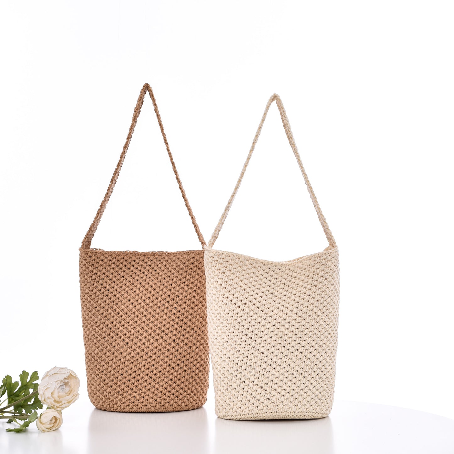 Gehäkelte Tragetasche Im Minimalistischen Design Brehn