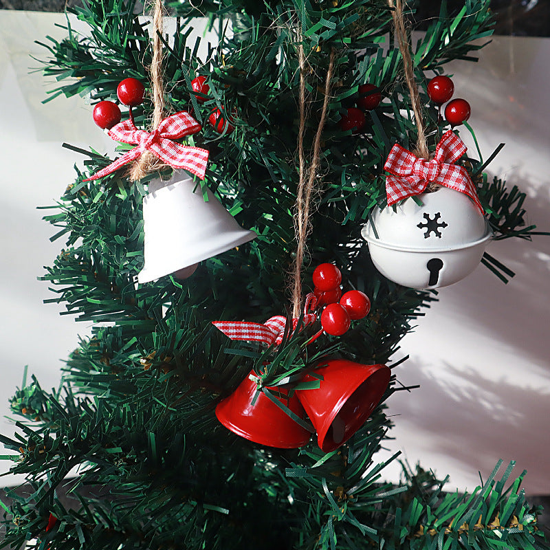 Weihnachtsglocke mit dekorativem Kranz