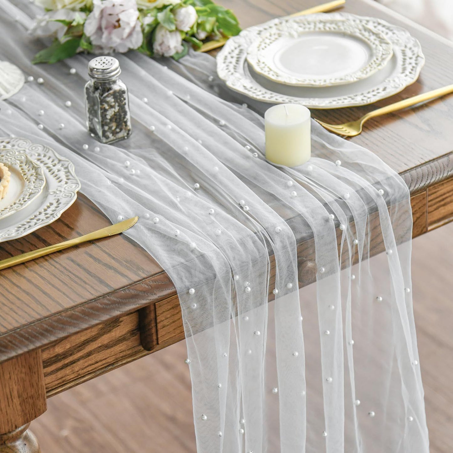 Eleganter Tischläufer mit Perlenverzierung Brehn