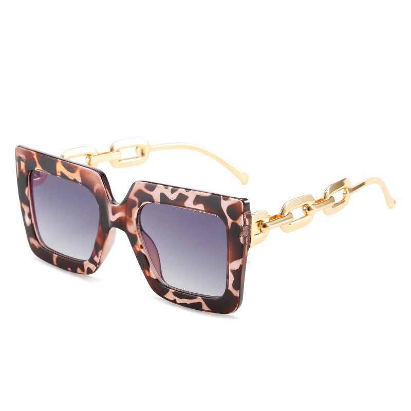 Damen Cat-Eye Sonnenbrille mit luxuriösem Design und Kettenrahmen Brehn