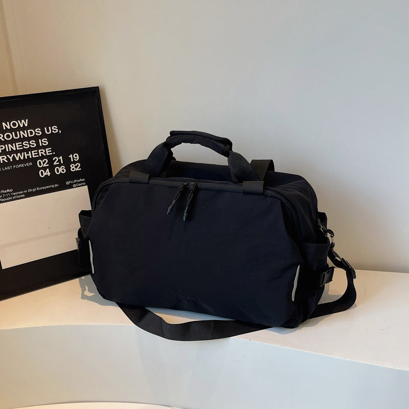 Vielseitige Reisetasche mit mehreren Taschen