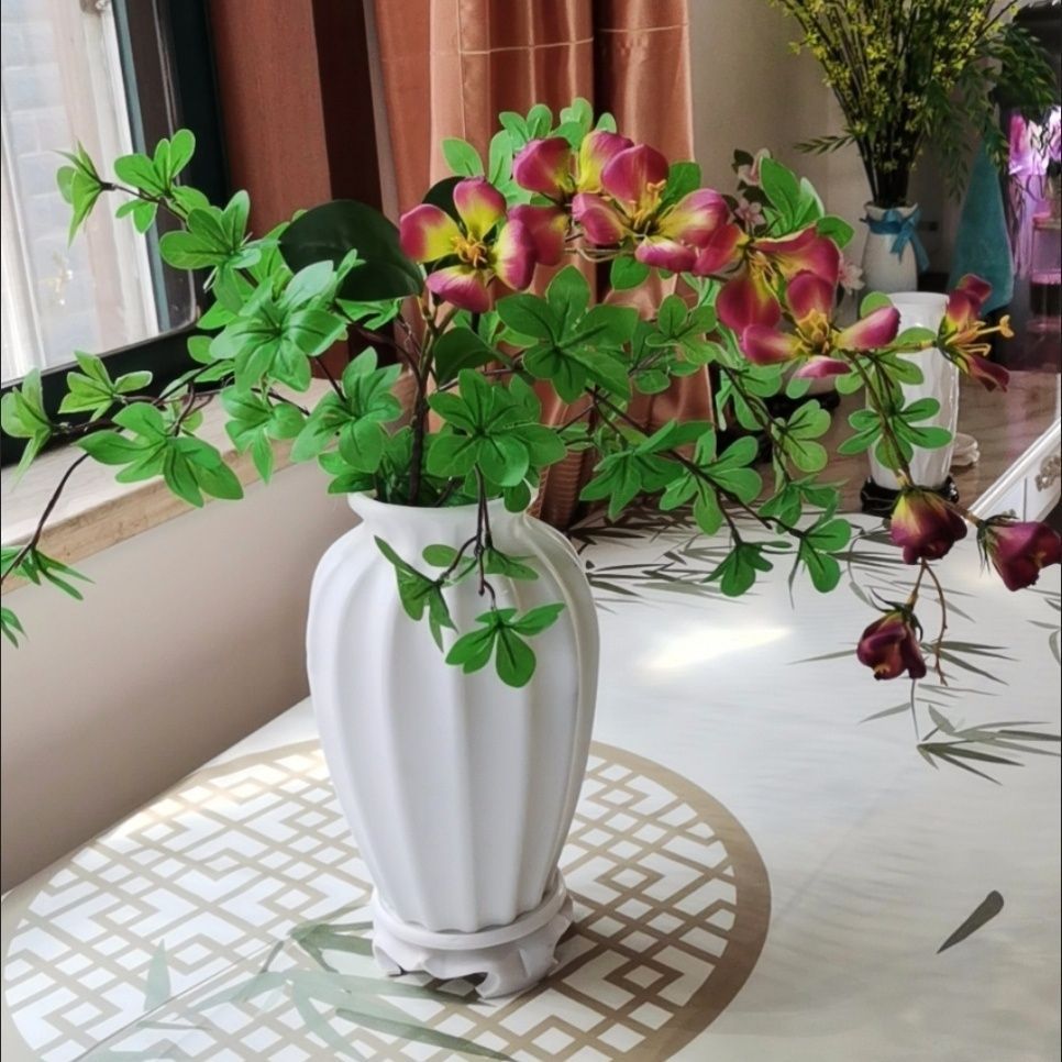 Elegante dekorative Blumenvasen Brehn