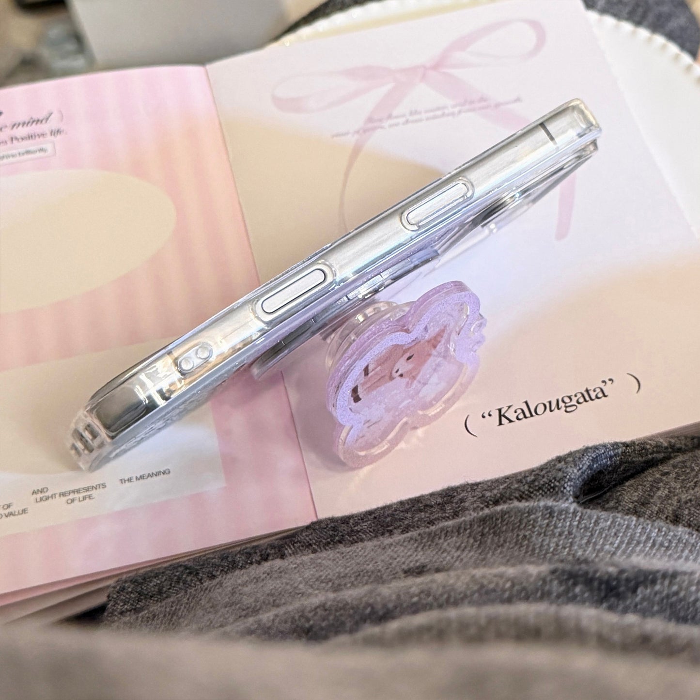 Verspielte Handytasche mit niedlichem Tierdesign Brehn