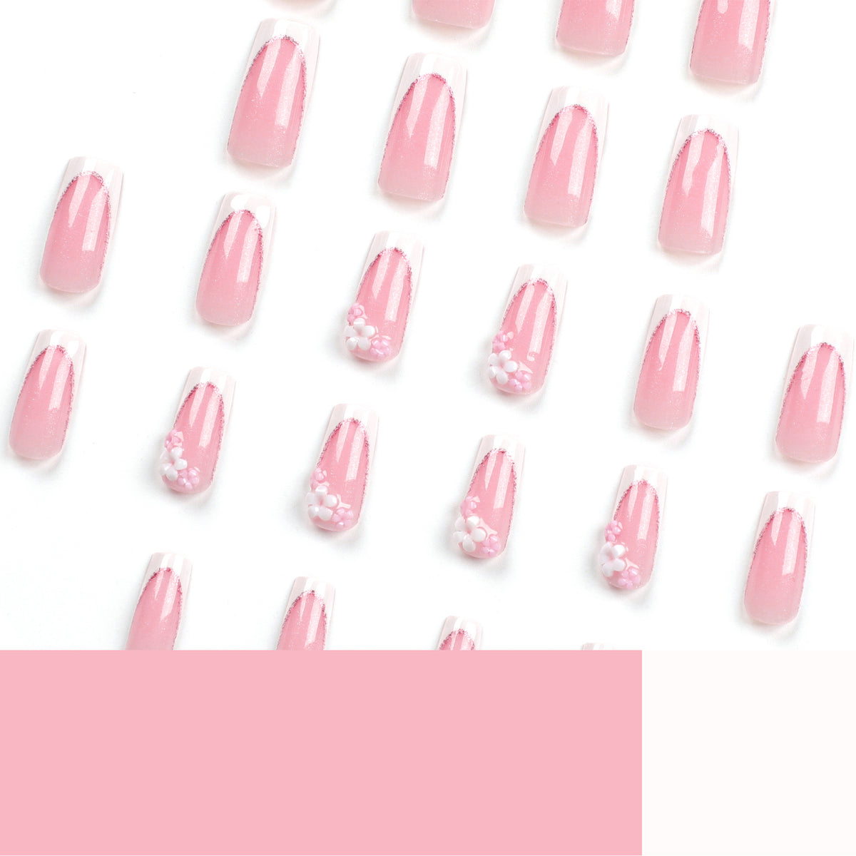 Kunstvolle Nagelverlängerungen mit Glitzer- und Blumenakzenten Brehn