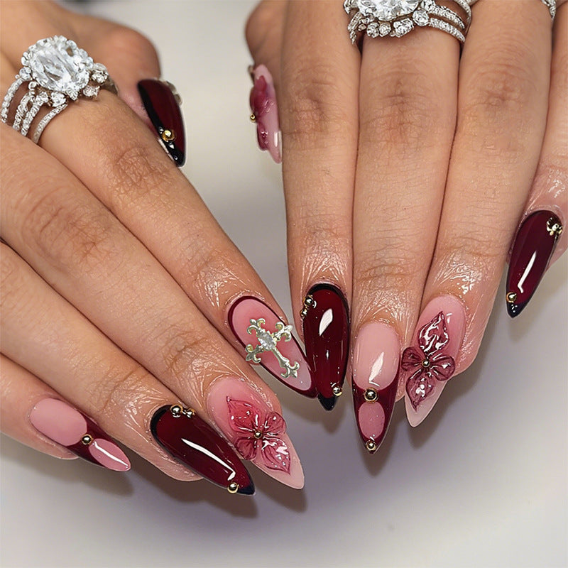Künstlerisches Press-On-Nagelset mit floralem und Ombre-Design Brehn