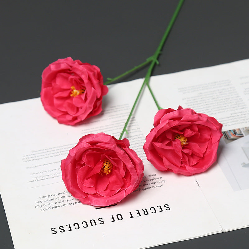 Elegante Seidenblume mit Stiel für die Wohnkultur dekorieren