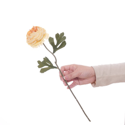 Realistischer Blumenstängel mit detaillierten Blütenblättern