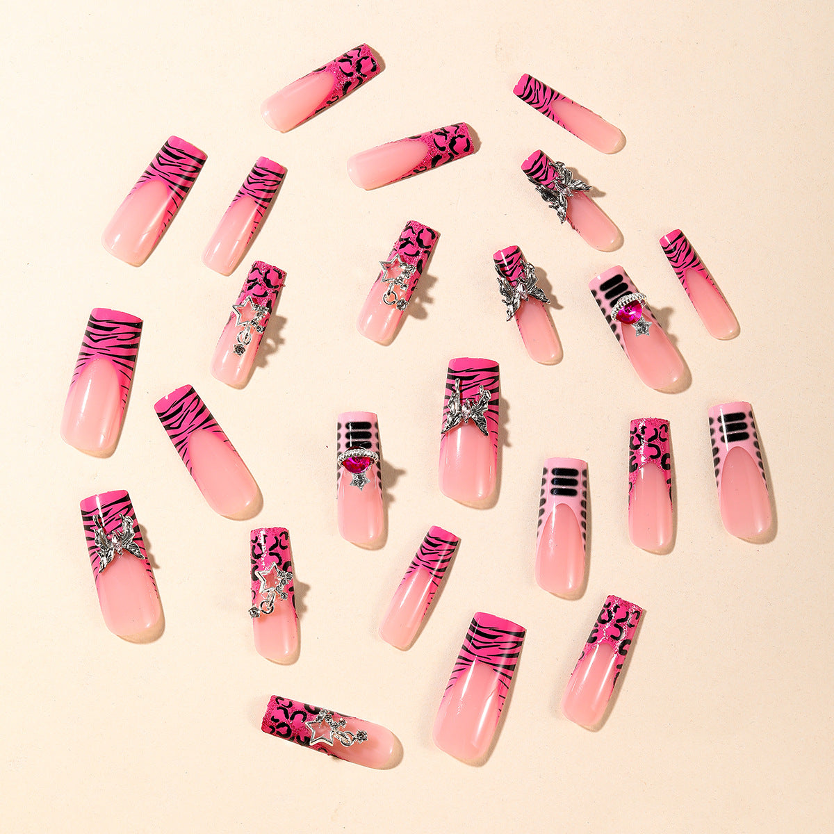 Glamorous 3D Glitter Nail Art Extensions Brehn