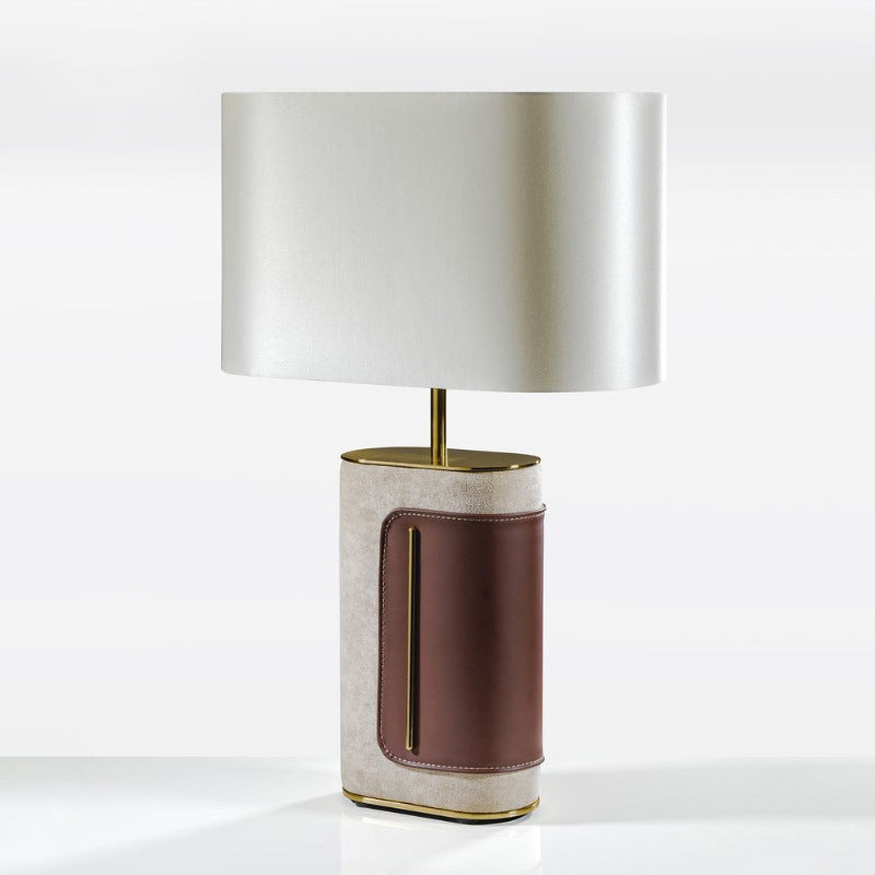 Moderne stilvolle Tischlampe