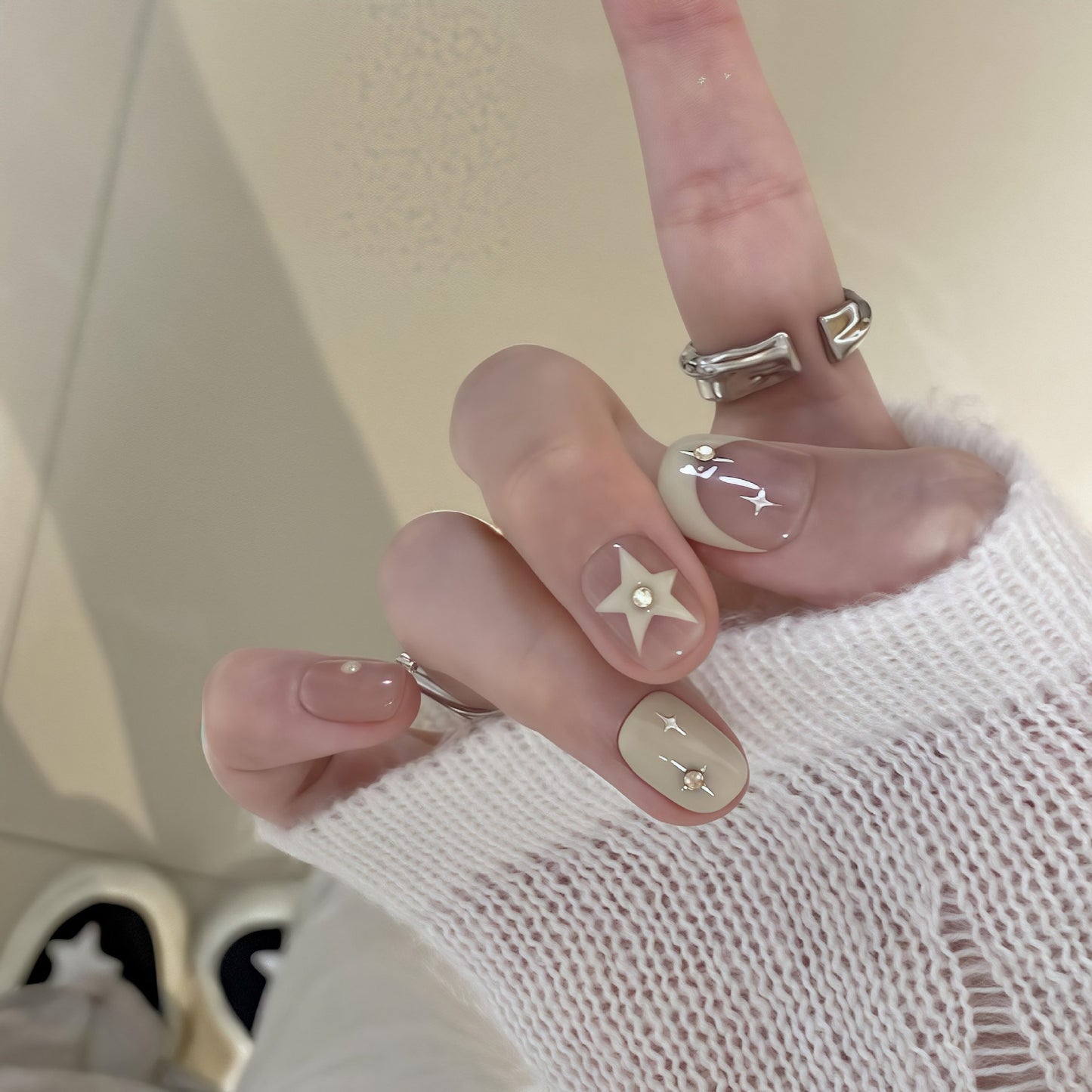 Kunstnägel mit Eleganten Glitzerakzenten Brehn