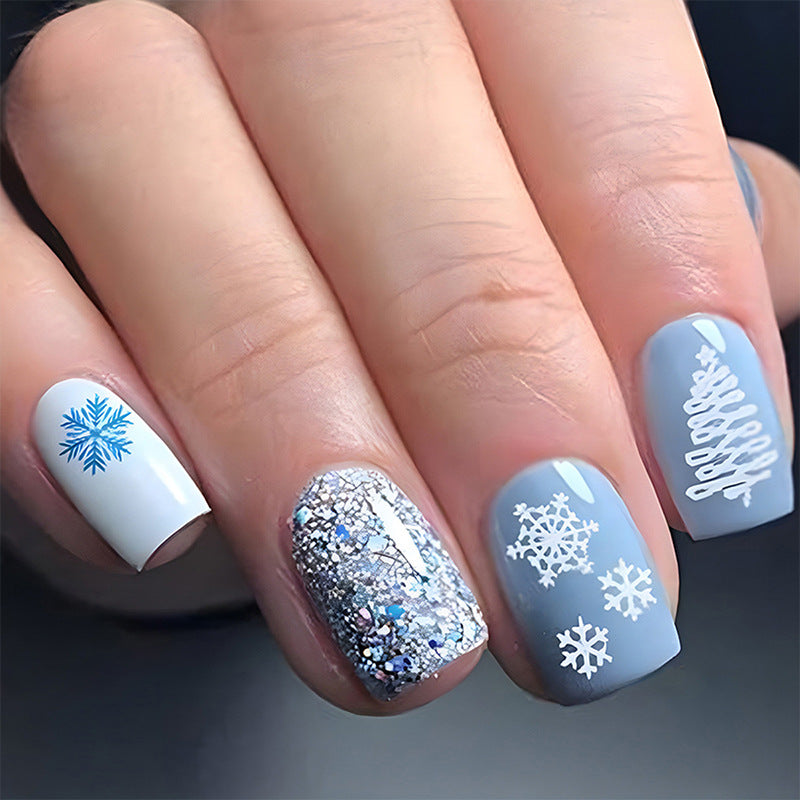 Kunstvolle Winter Nagelkunst Brehn