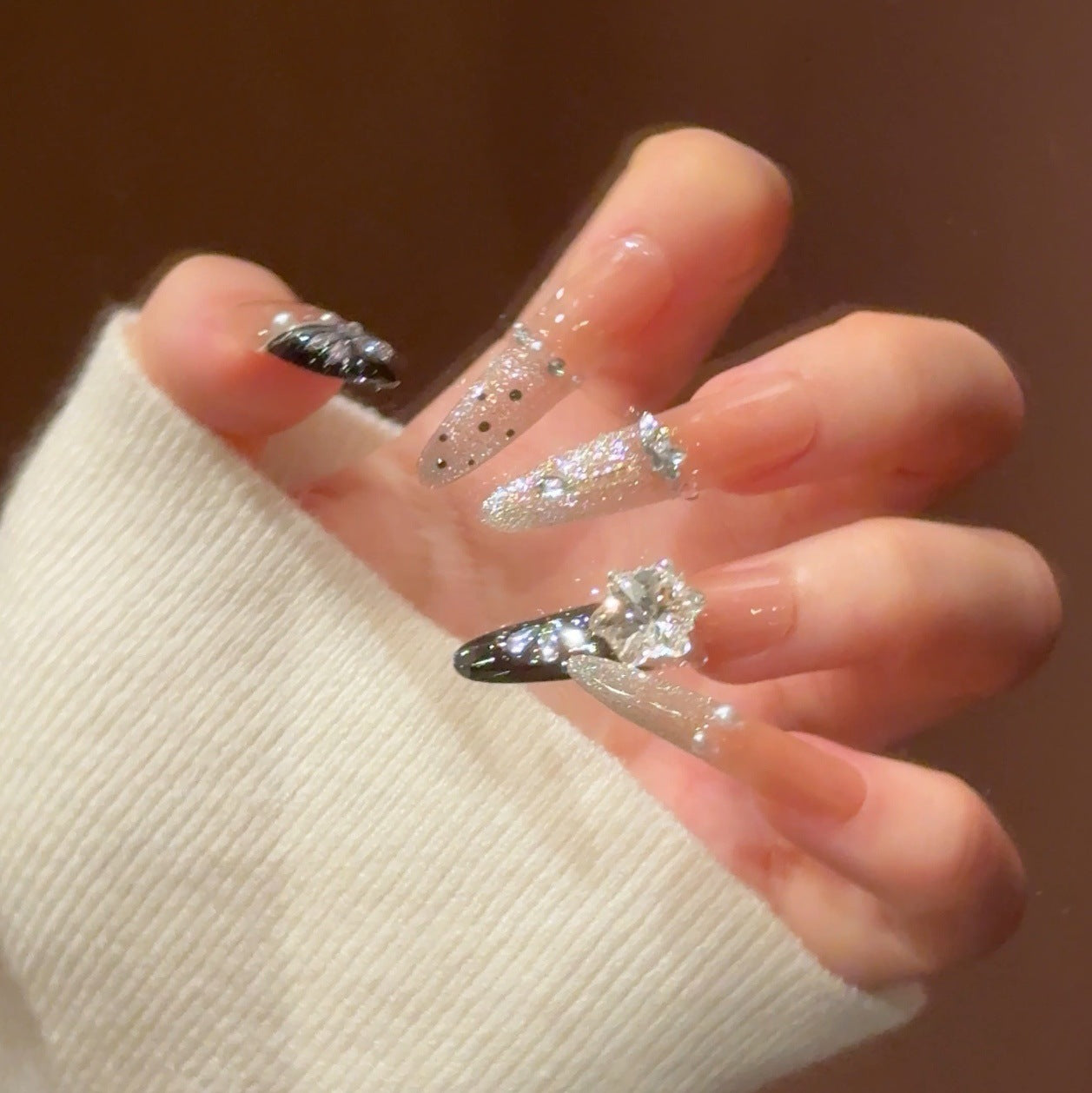 Premium Glitzernde Press-On Nagelverlängerungen Brehn