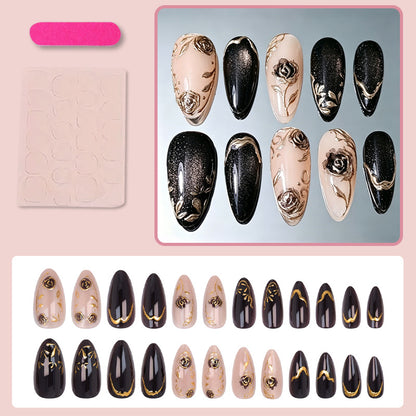 Kunstnagelset mit eleganten Goldverzierungen und originellen Mustern Brehn