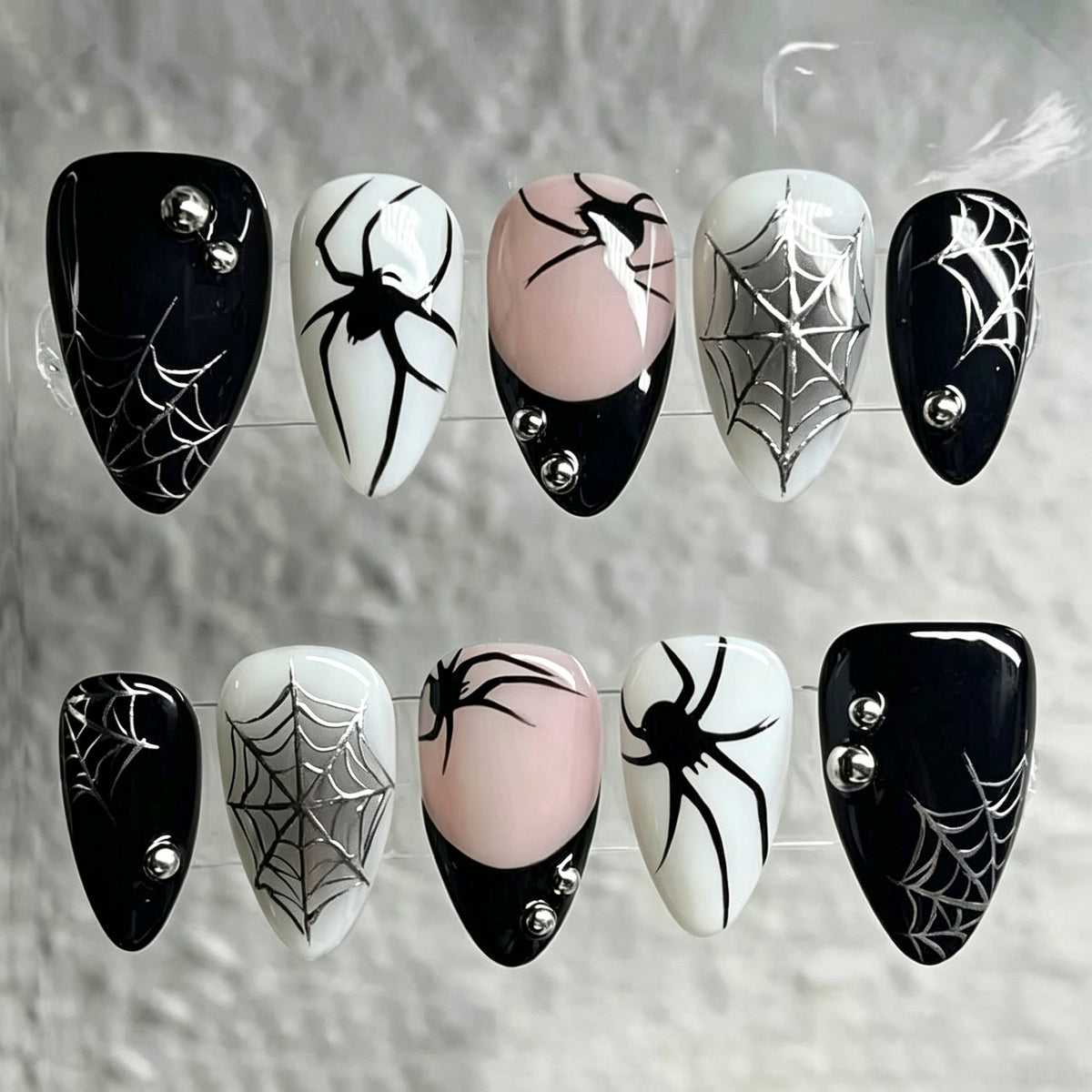 Halloween-Themen Press-On Nail Set mit Spinnen- und Netzdesign Brehn