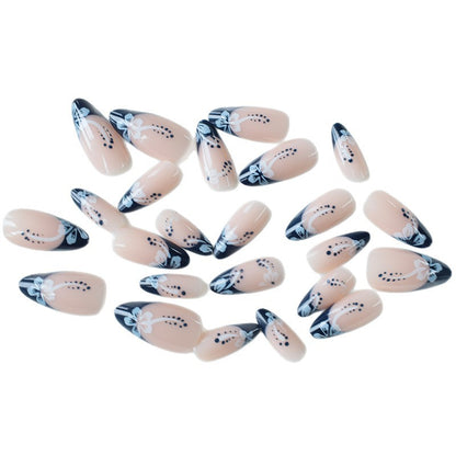 Blumige Eleganz Acryl Nagelkunst Brehn