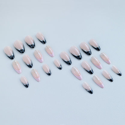 Elegantes Nagelkunstset