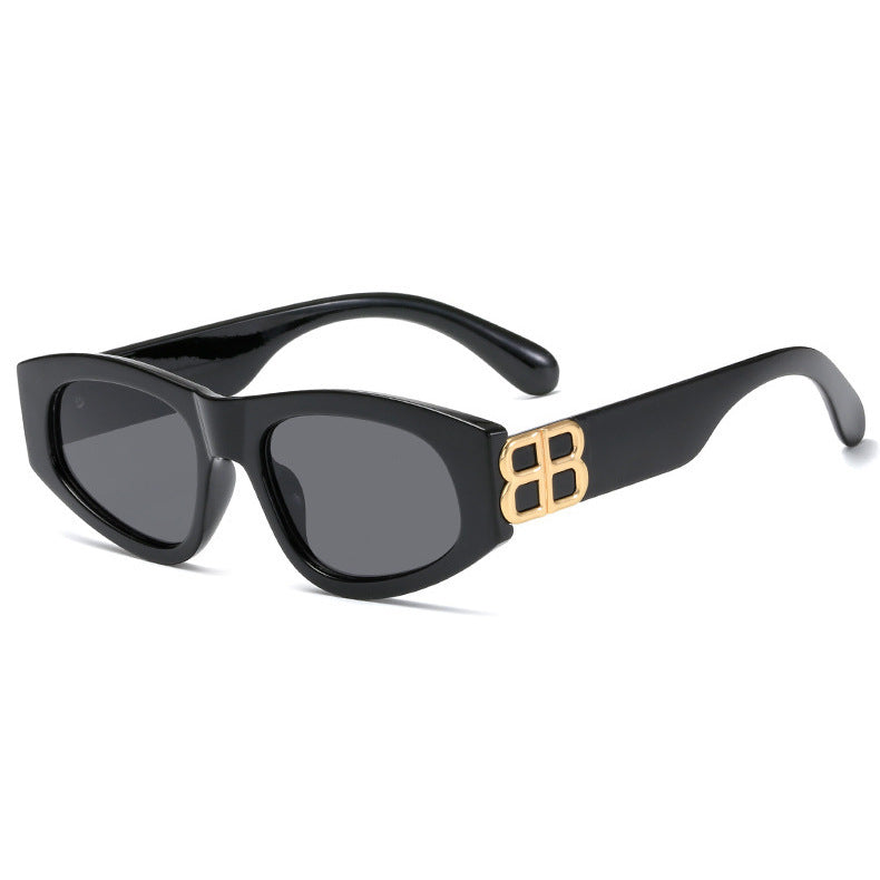 Damen schicke modische Sonnenbrille mit markantem Rahmen Brehn