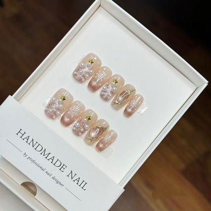 Kreatives saisonales Press-On Nagelkunst-Set