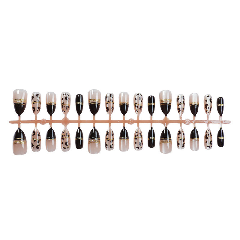 Künstlerisches Premium Press-On Nagelkunstset mit elegantem Leopardenmuster