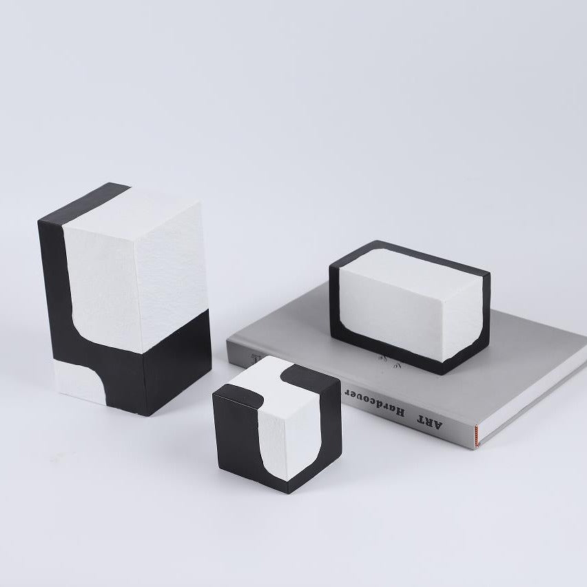 Moderne abstrakte minimalistische dekorative Blockskulptur
