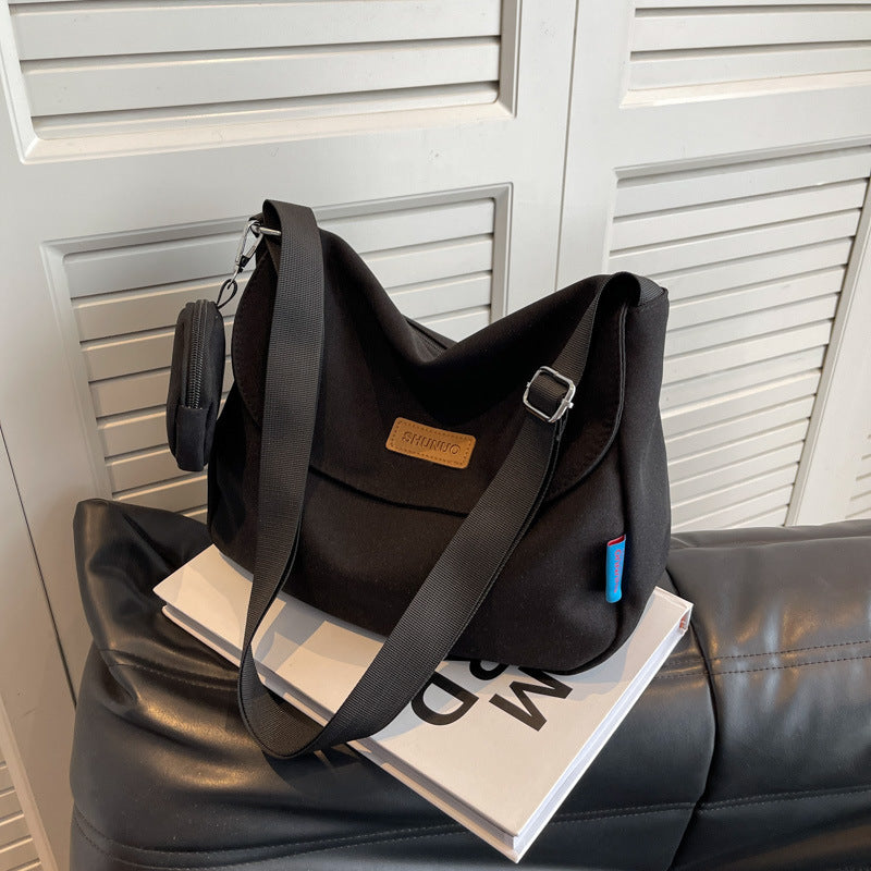 Alltagsfreundliche Schultertasche Brehn