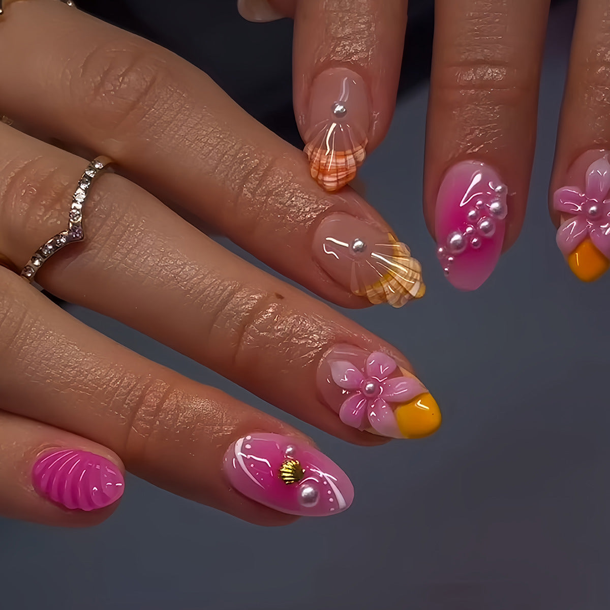 Dekorative Nagelkunst Brehn