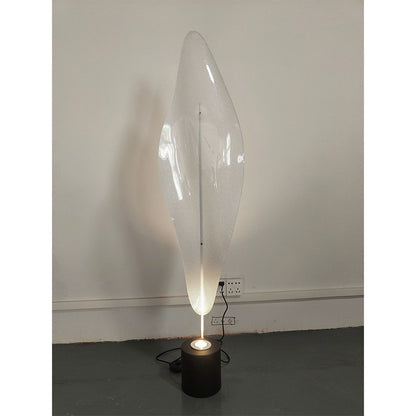 Künstlerische Stehlampe