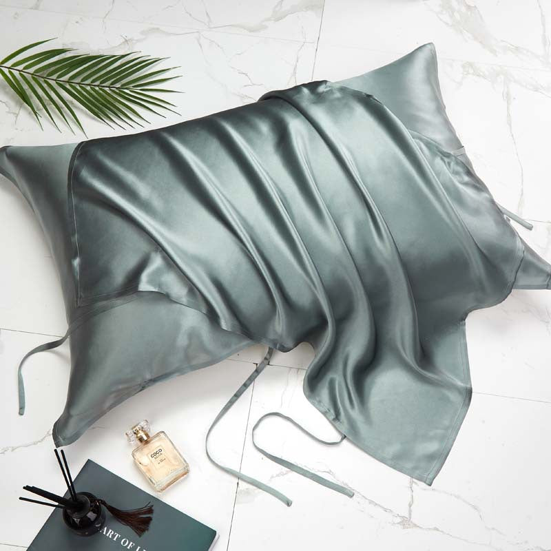Damen seidiger Kissenbezug mit elegantem Design Brehn