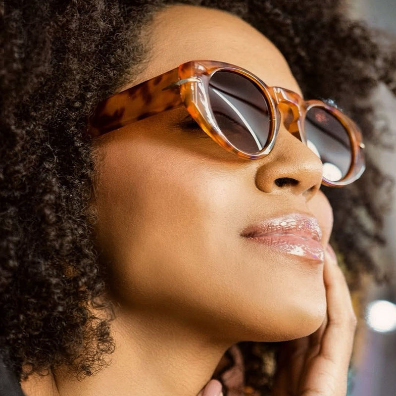 Damen modische Sonnenbrille mit unikatem Design und polarisierenden Gläsern Brehn