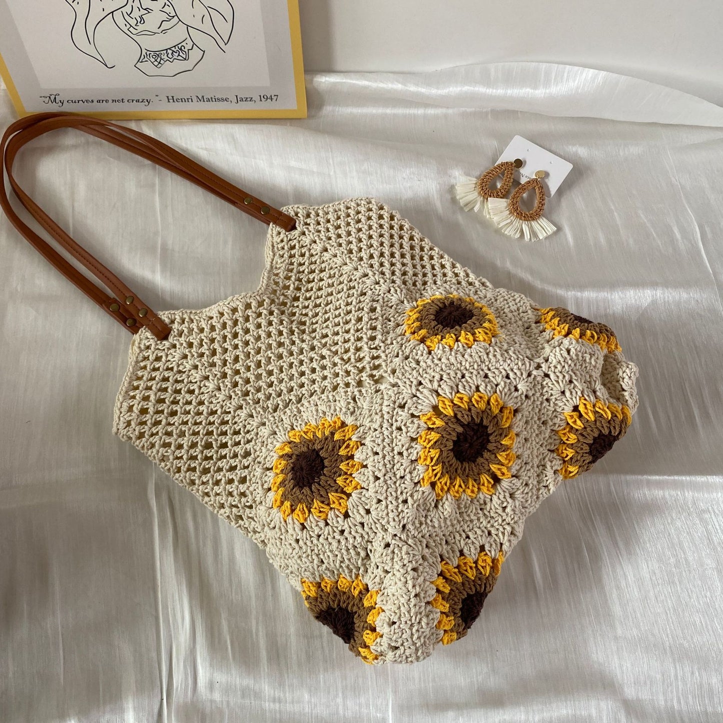 Handgeknüpfte Schultertasche mit Sonnenblumenmuster Brehn