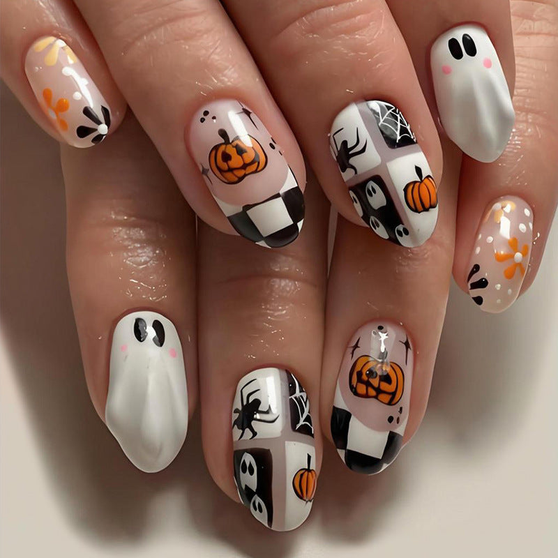 Kunstnagelset mit saisonalen Halloween Motiven Brehn