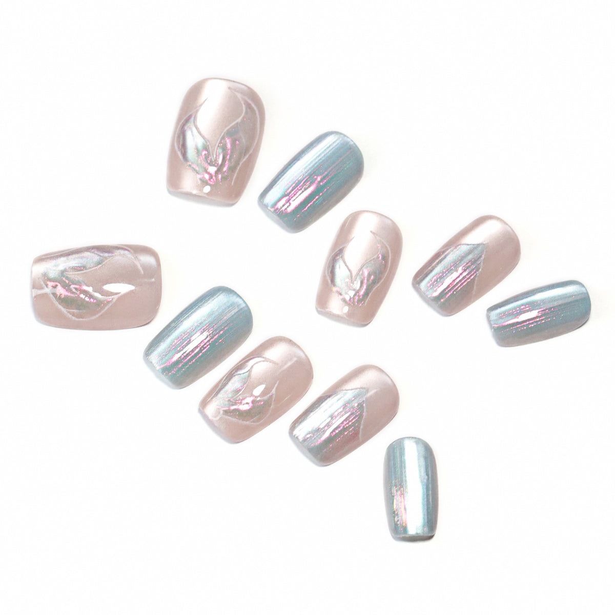 Kunstvolle Nagelspitzen mit floralem Design Brehn