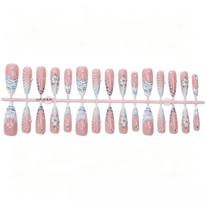 Kreatives Kunstnagelset Brehn
