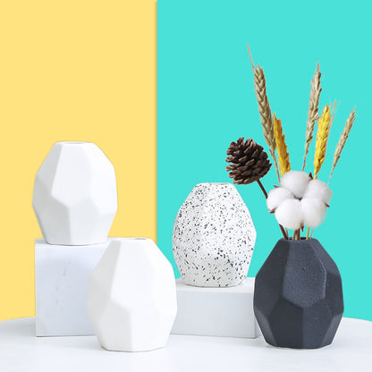 Geometrische dekorative Keramikvase Brehn