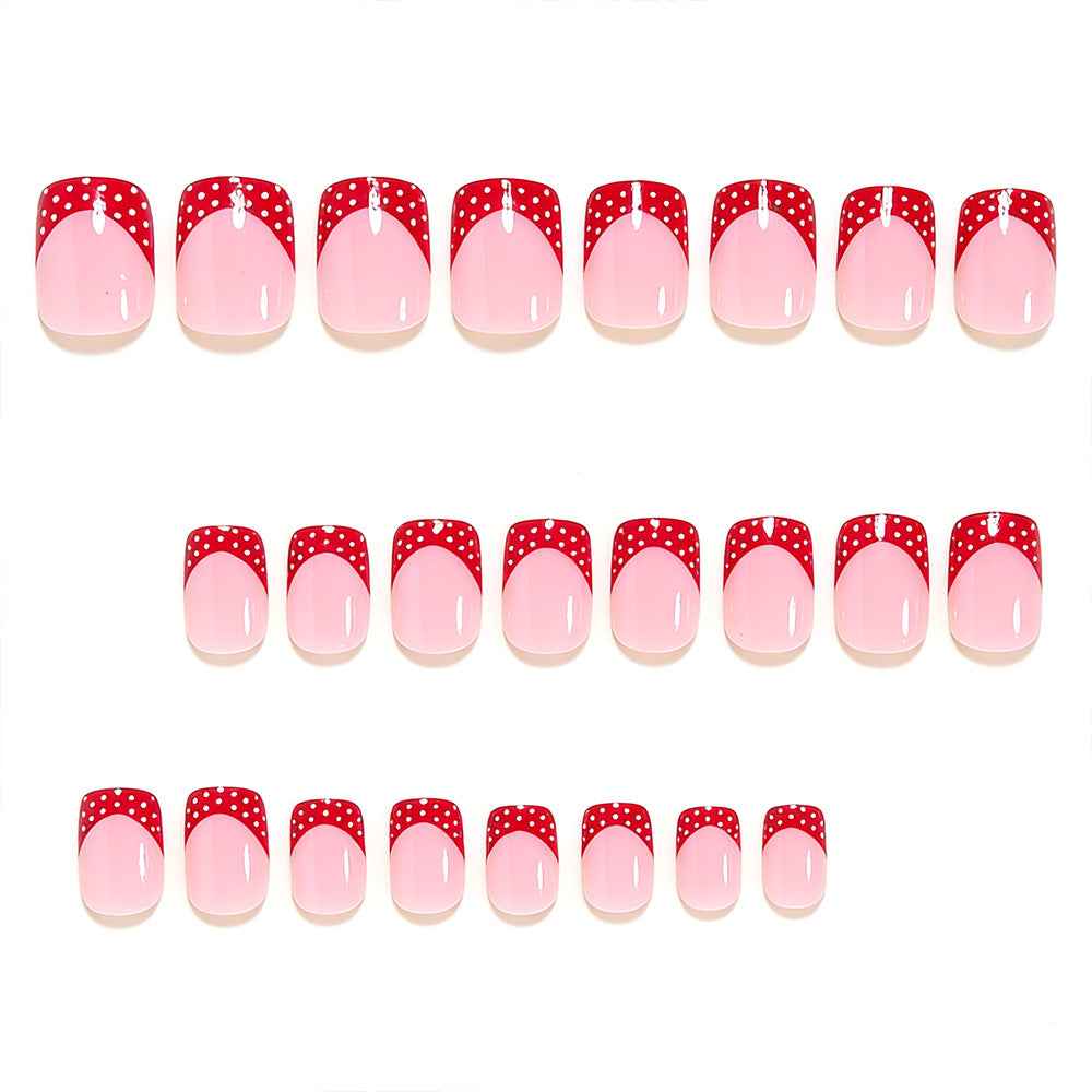 Dekoratives Französisches Spitzen-Nagelkunstdesign Brehn