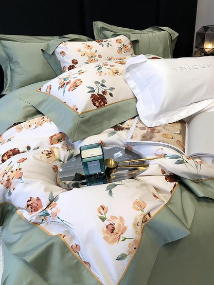 Premium-Satin-Bettbezug-Set mit zartem Aquarell-Blütenprint und eleganter Volantkante